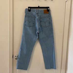 Levi’s Wedgie Straight Ankle
